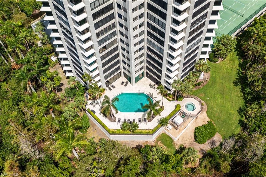 5555 Heron Point Drive 101