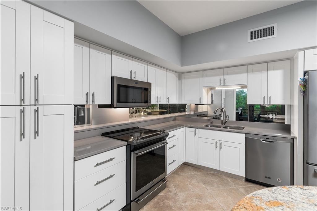 5555 Heron Point Drive 101 photo 12