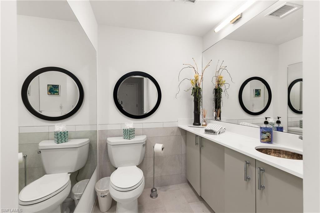 Guest half Bath