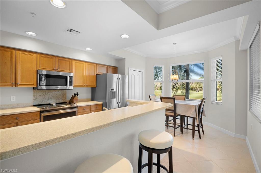 10275 Heritage Bay BLVD 726 photo 7