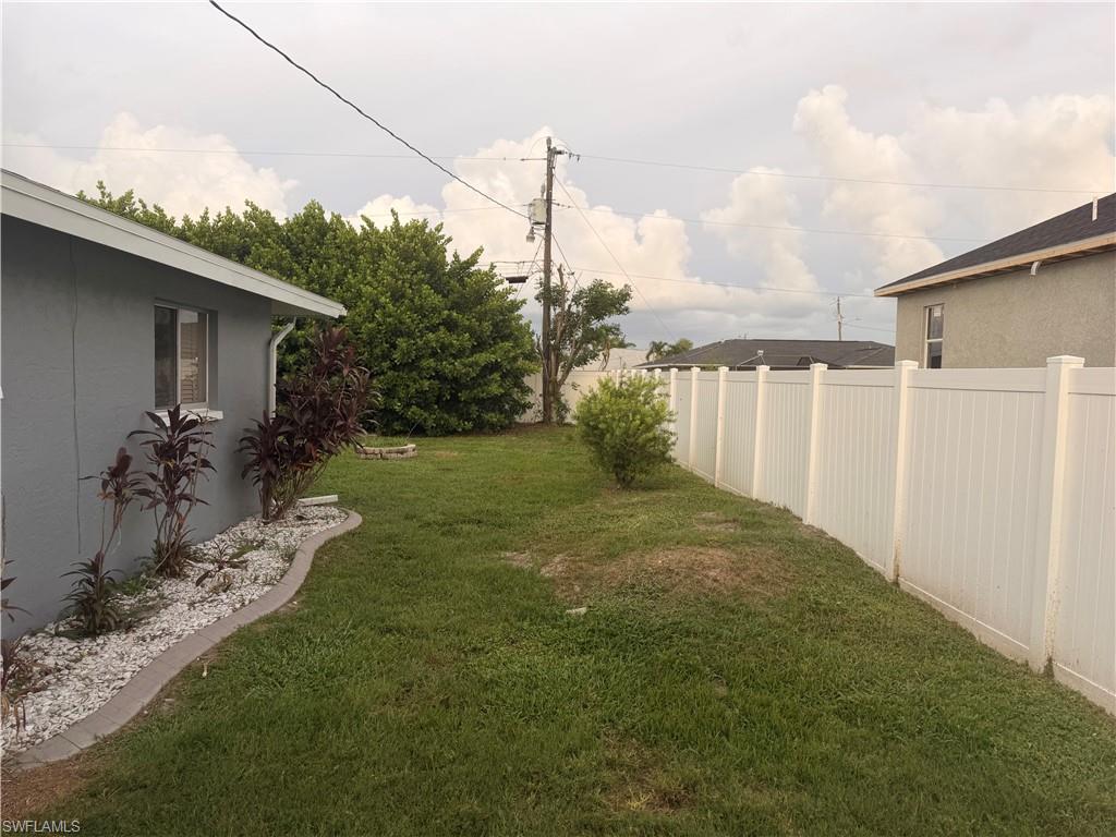 1523 SE 20th PL photo 33