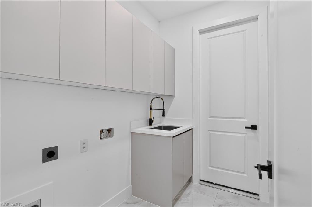 1003 Kismet PKWY W photo 23
