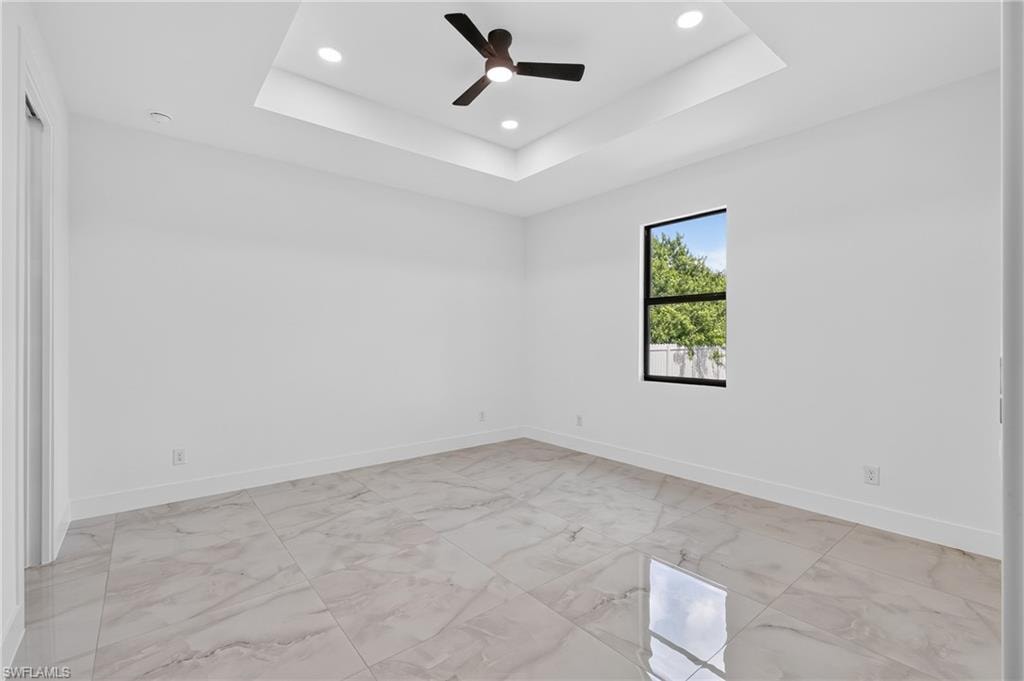 1003 Kismet PKWY W photo 17