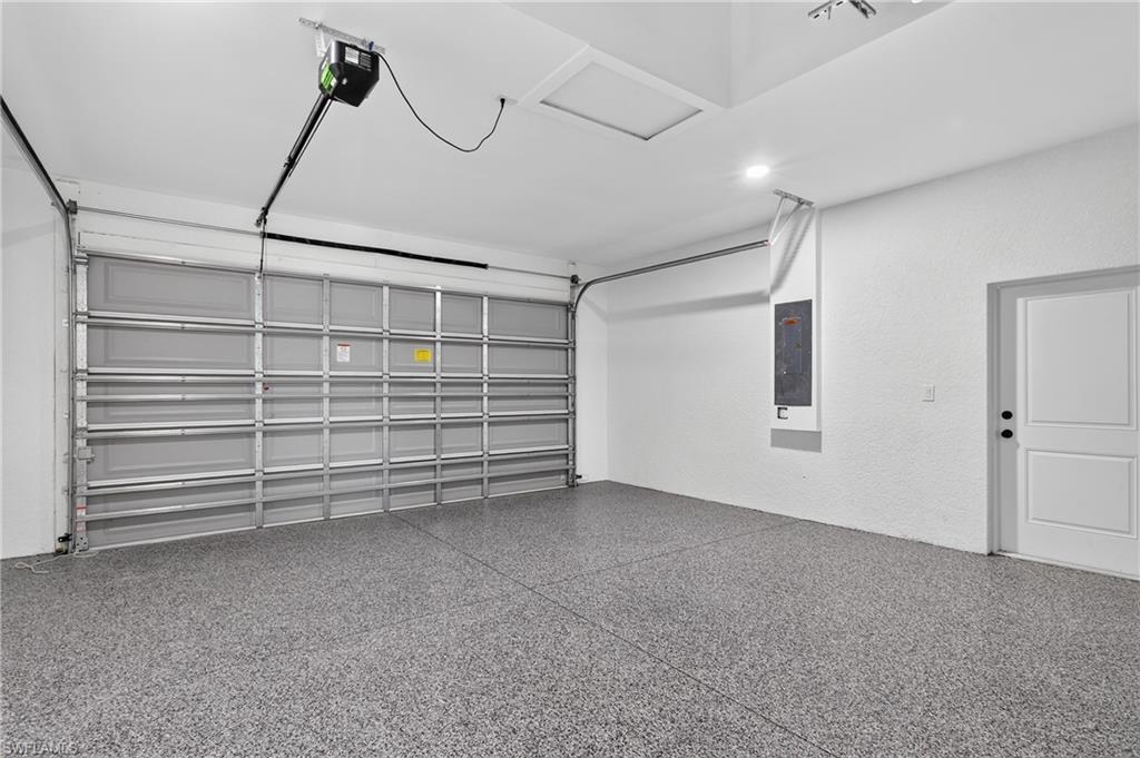1003 Kismet PKWY W photo 24