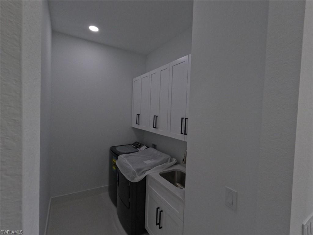 2423 6th ST photo 14