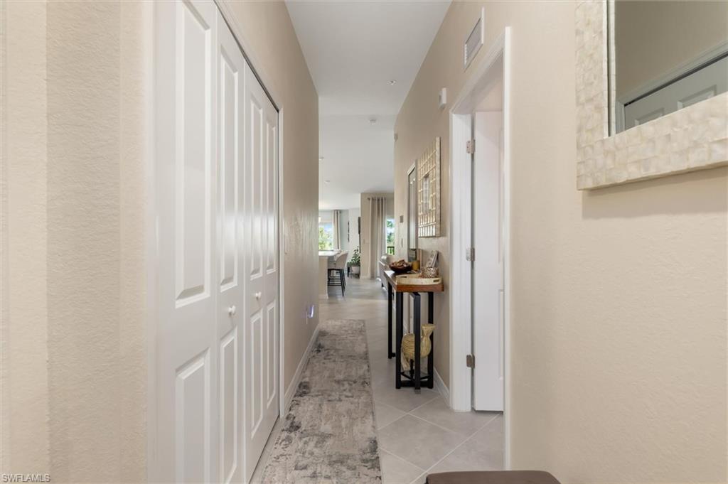 14221 Heritage Landing BLVD 2026 photo 6