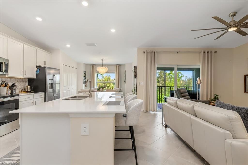 14221 Heritage Landing BLVD 2026 photo 18