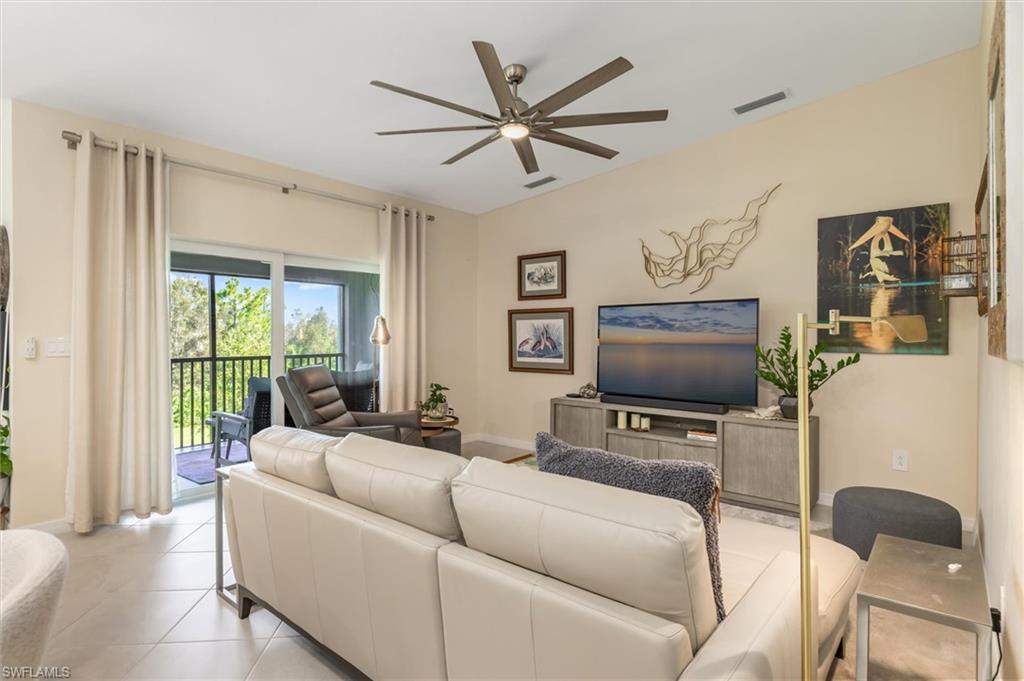 14221 Heritage Landing BLVD 2026 photo 8