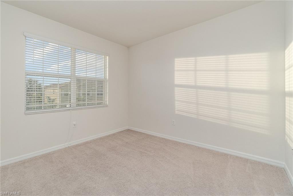 2740 Blossom WAY photo 16