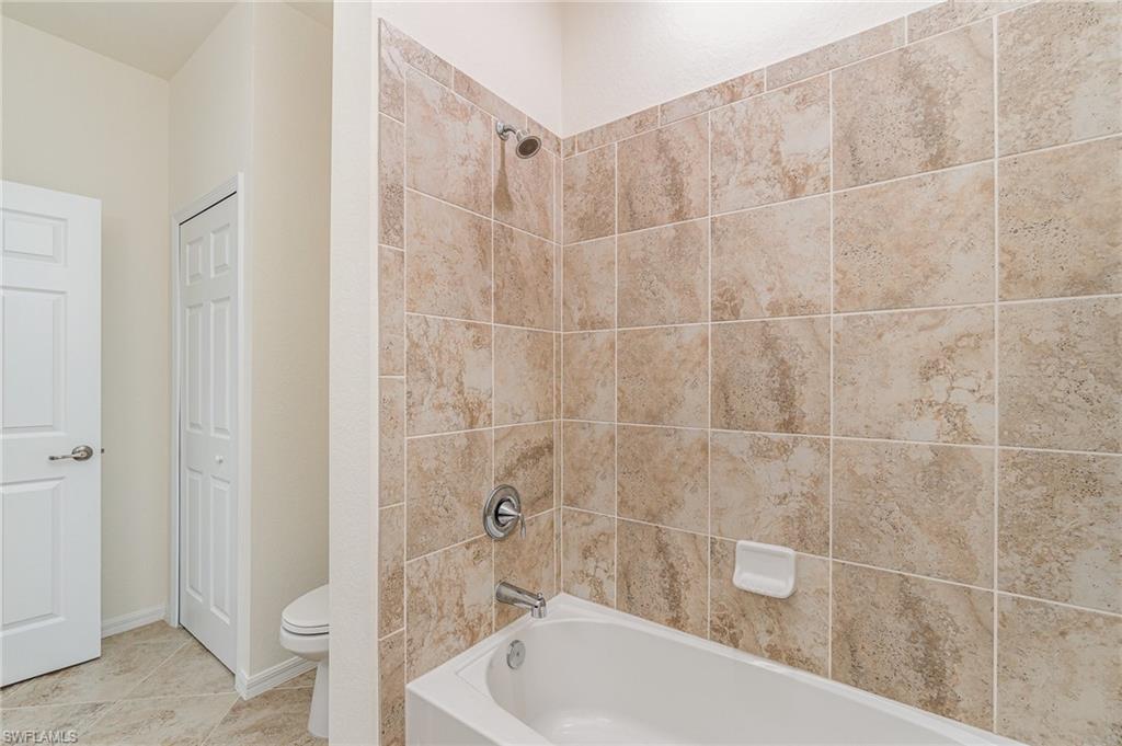 2740 Blossom WAY photo 18