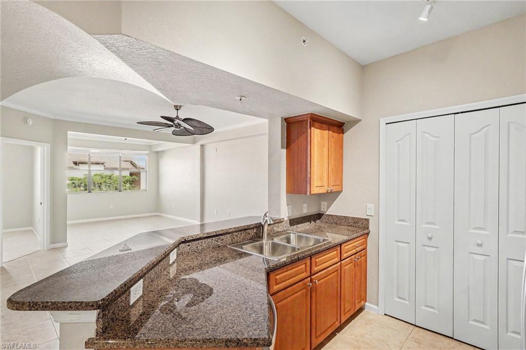 12965 Positano CIR 305 photo 9