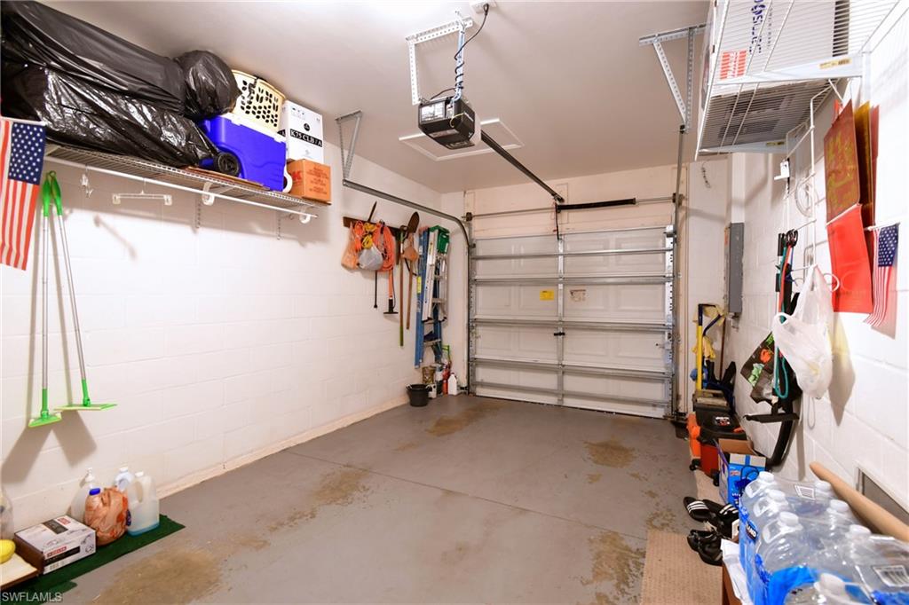 8676 Athena CT photo 18