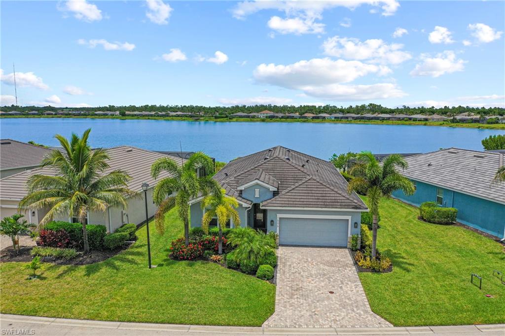 Big Waterfront Lot!
