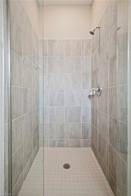 BR3 bath