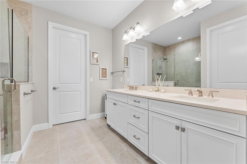 2609 Seychelles CIR 1608 photo 21