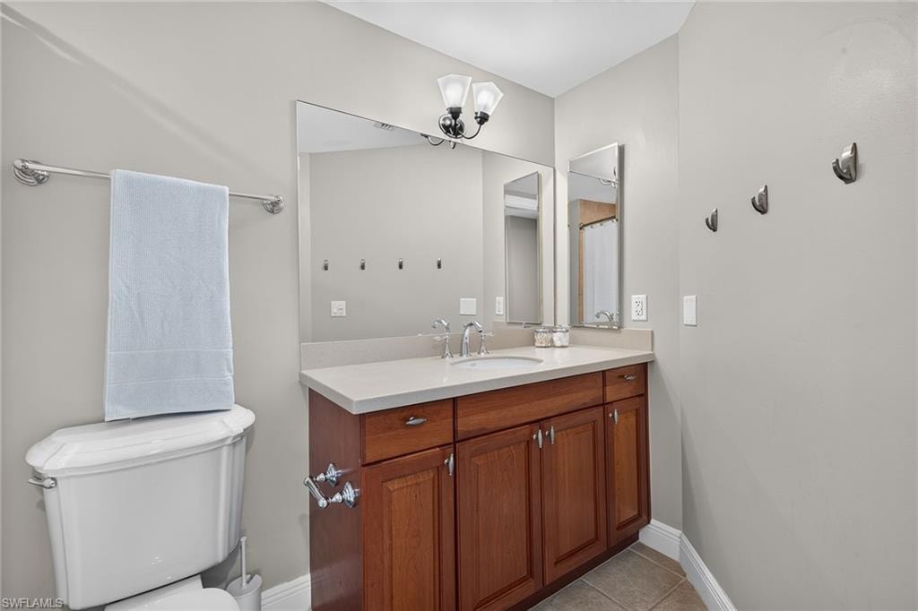 6081 Silver King BLVD 302 photo 24