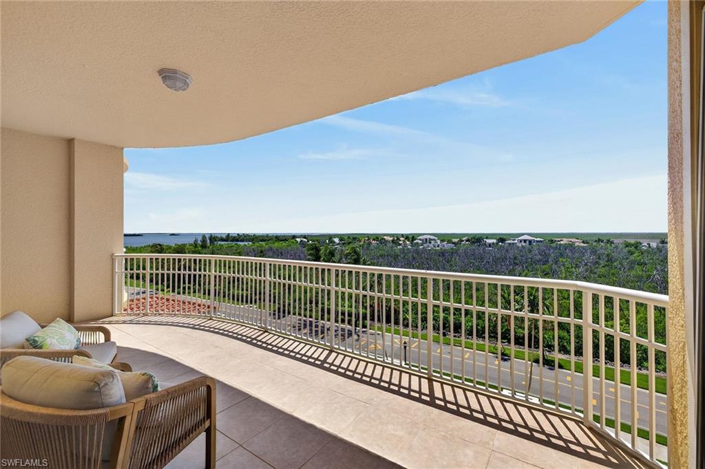 6081 Silver King BLVD 302 photo 34