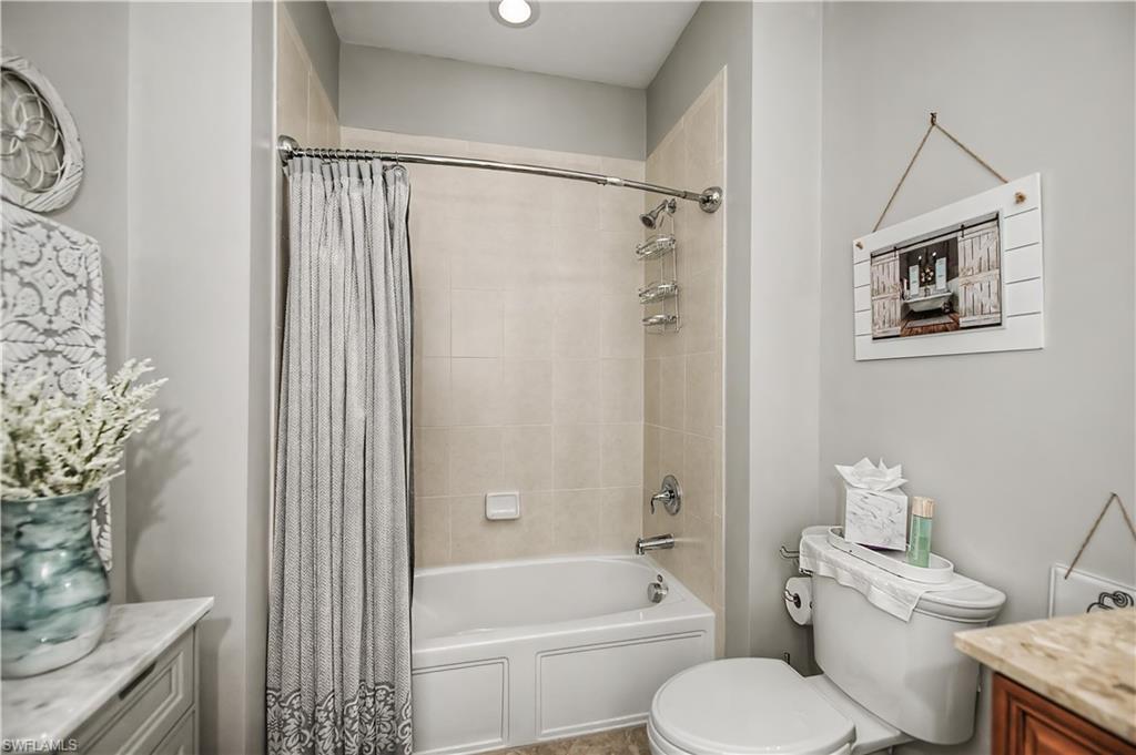 10651 Pelican Preserve BLVD C photo 21