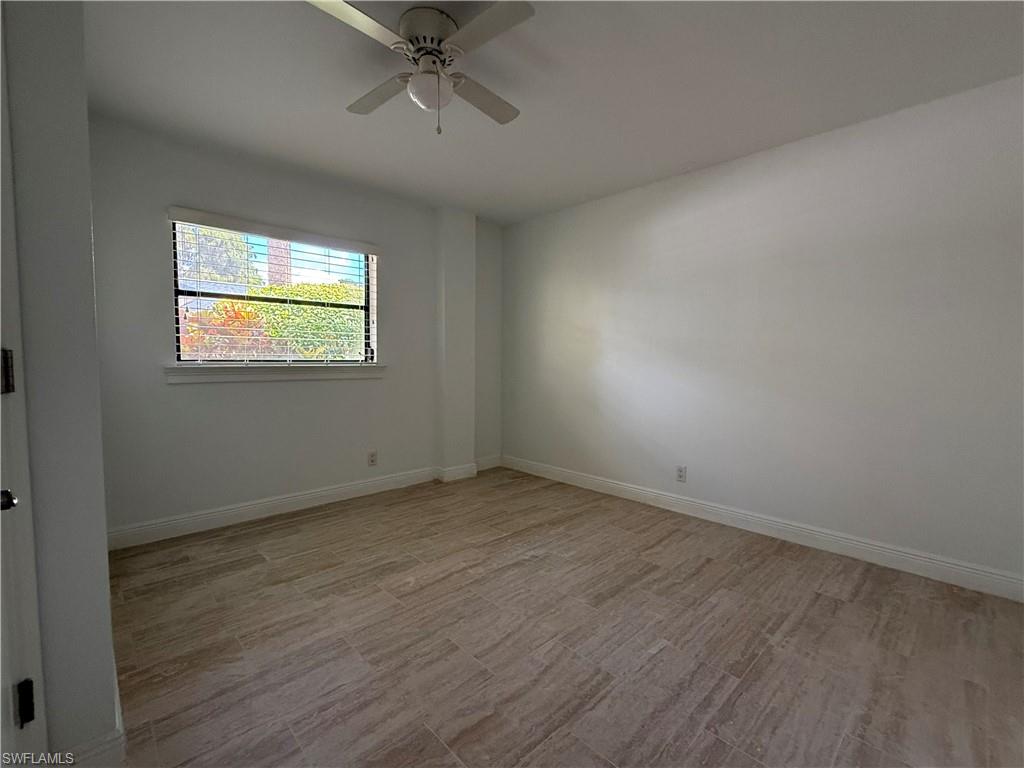 3043 Round Table CT photo 11
