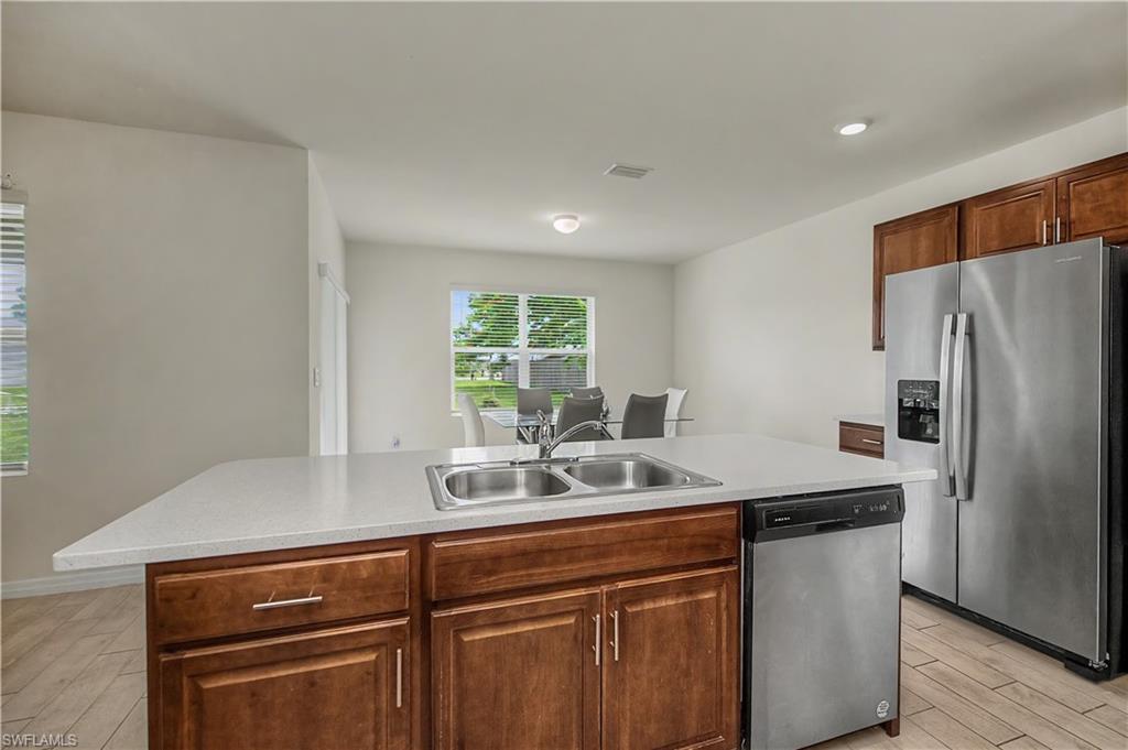 Kitchen island