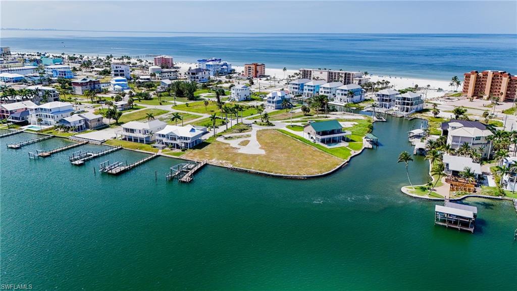 645 Matanzas CT