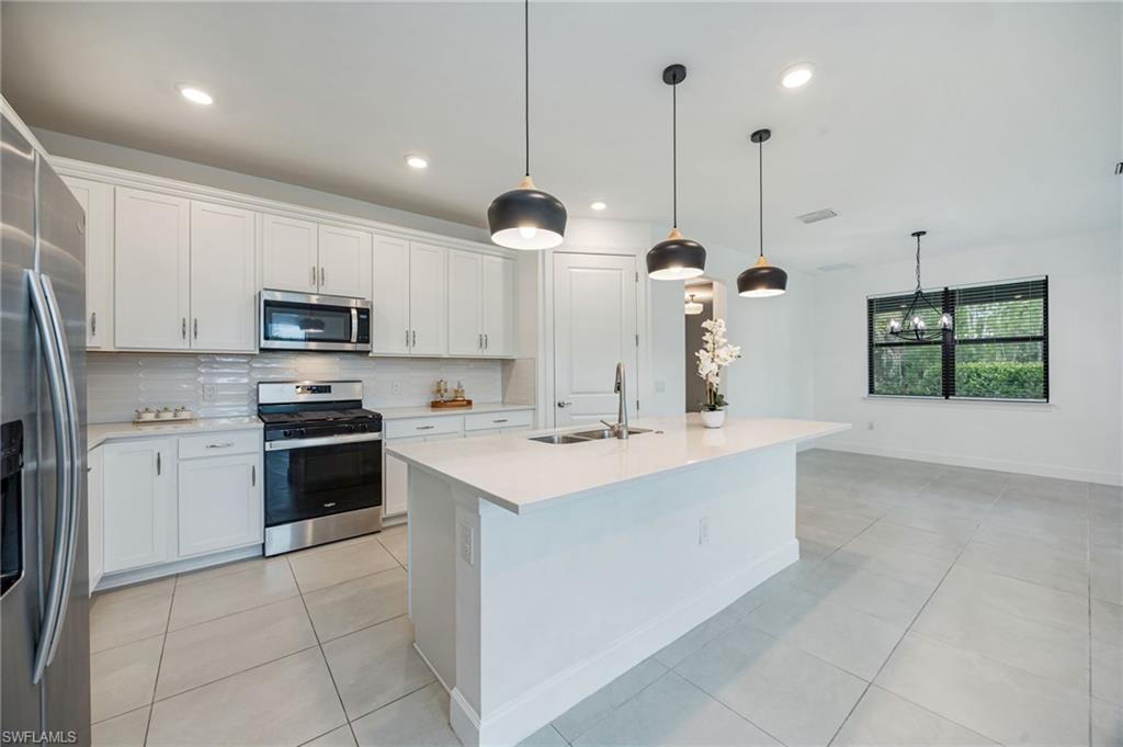 10335 Ventana LN