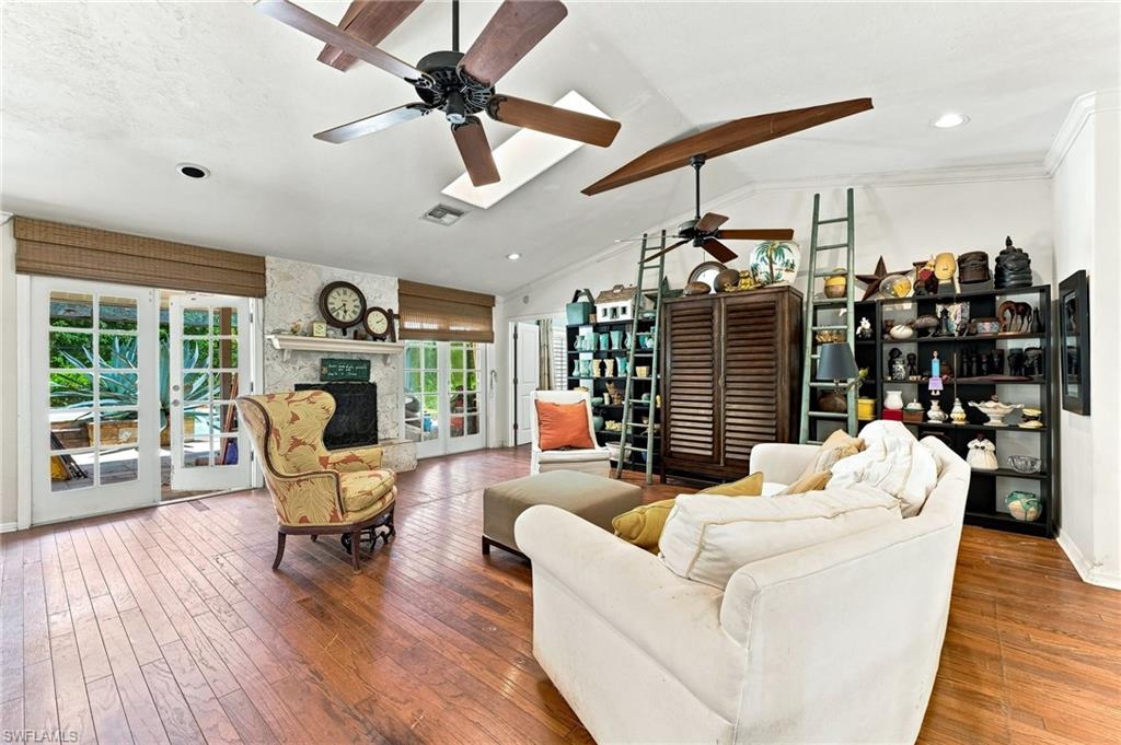 5247 Cherry Wood DR photo 11