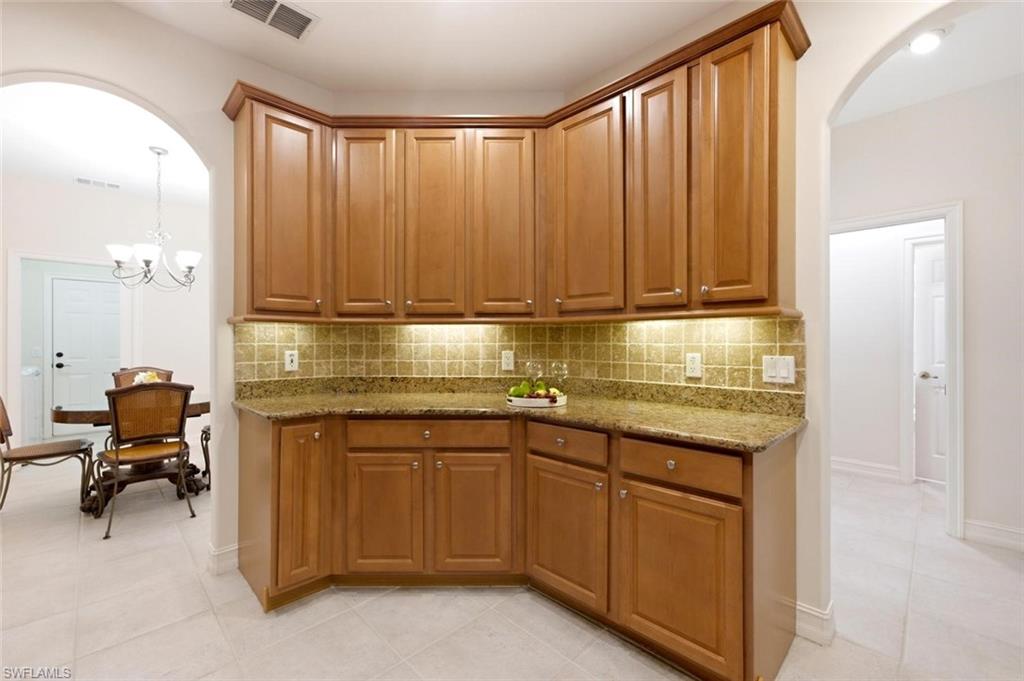 Coffee, Juice Bar, with 42" Maples Wood Cabinets Kitchen