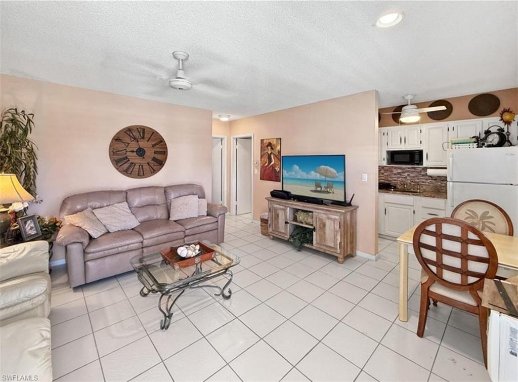 167 Collier BLVD A9 photo 7