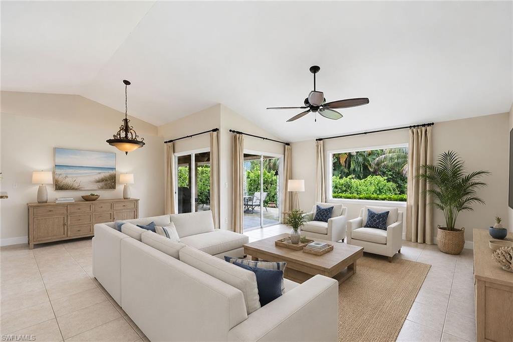 1073 Alhambra CIR