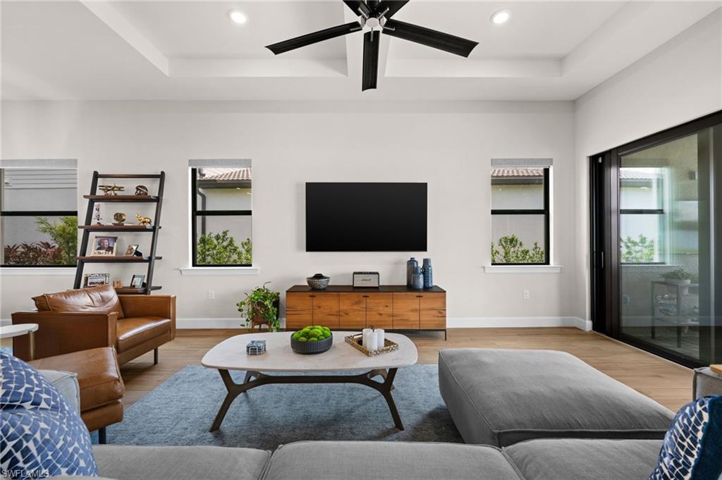 19025 Aqua Shore DR photo 11