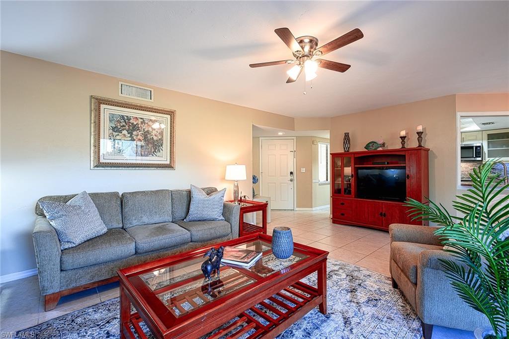583 Beachwalk CIR Q-101 photo 17