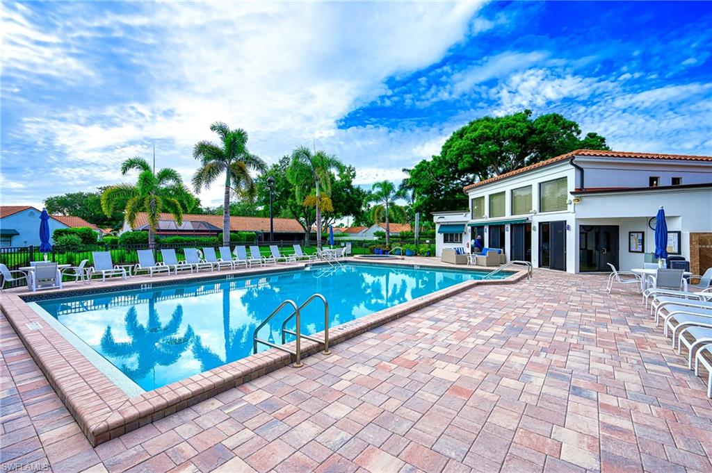 583 Beachwalk CIR Q-101 photo 36