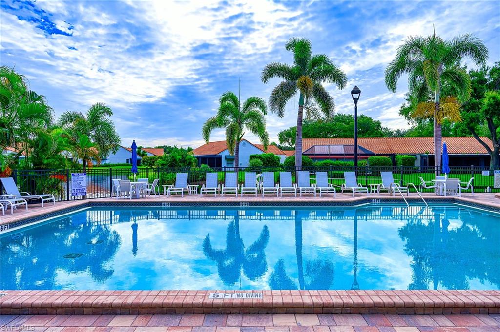 583 Beachwalk CIR Q-101 photo 37
