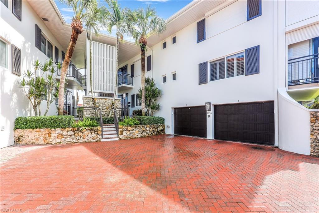 2216 Gulf Shore BLVD N R3
