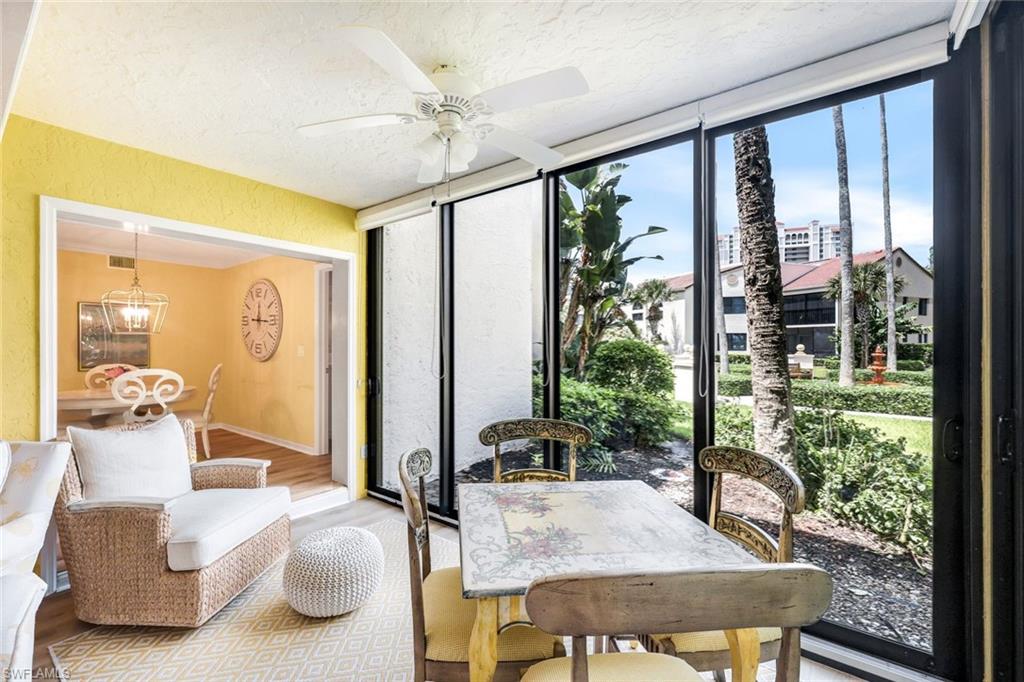 Sunroom with ceiling fan