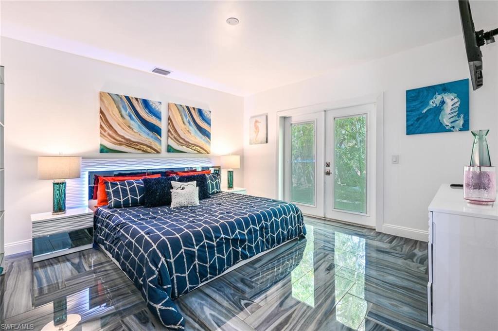 master bed room roh res.