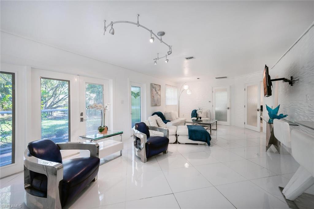 5940 English Oaks LN photo 33