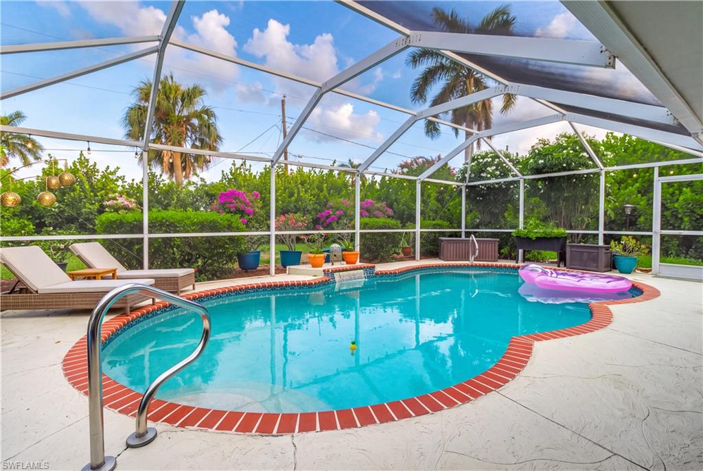 1352 Oaklawn CT photo 18