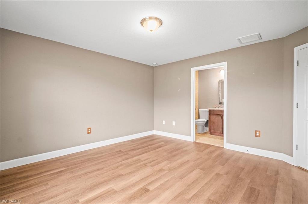 1530 Gretchen AVE S photo 16