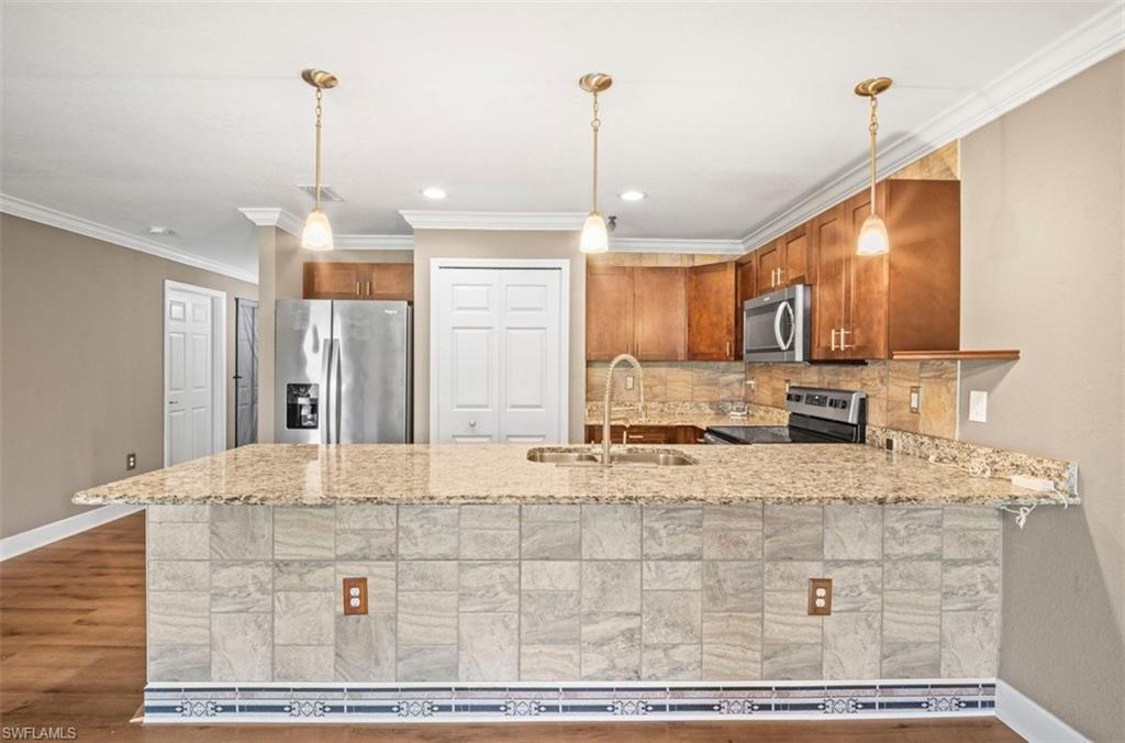 1530 Gretchen AVE S photo 11