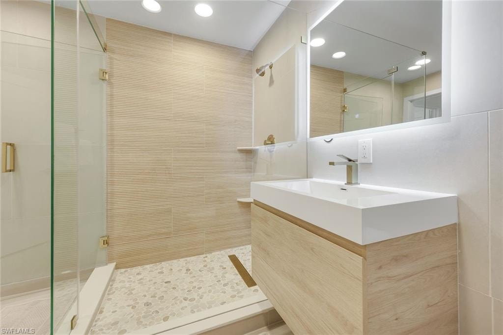 27098 Harbor DR photo 27