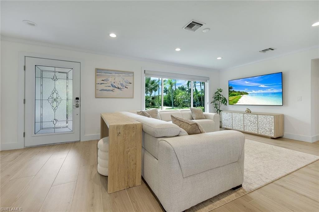27098 Harbor DR photo 6