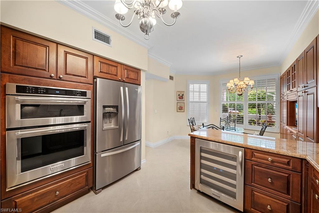 6830 San Marino DR 711A photo 9