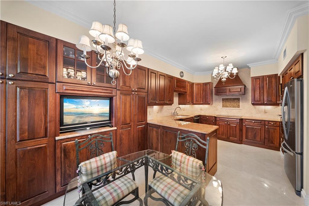 6830 San Marino DR 711A photo 10