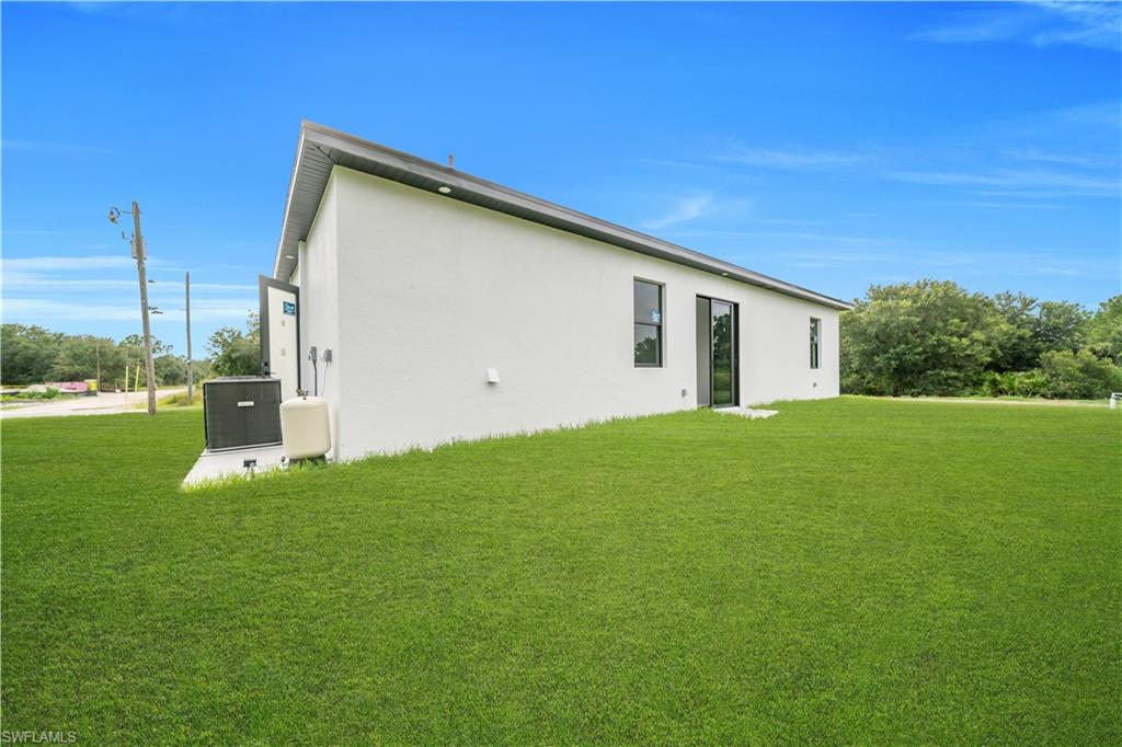 1800 Hibiscus AVE photo 30
