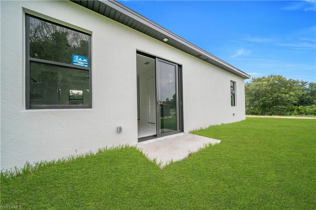 1800 Hibiscus AVE photo 29