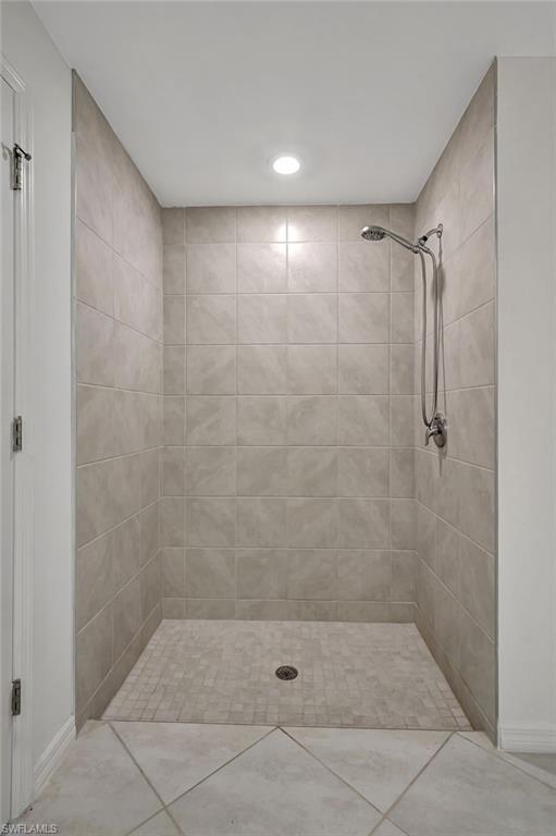 418 Pickford AVE photo 12