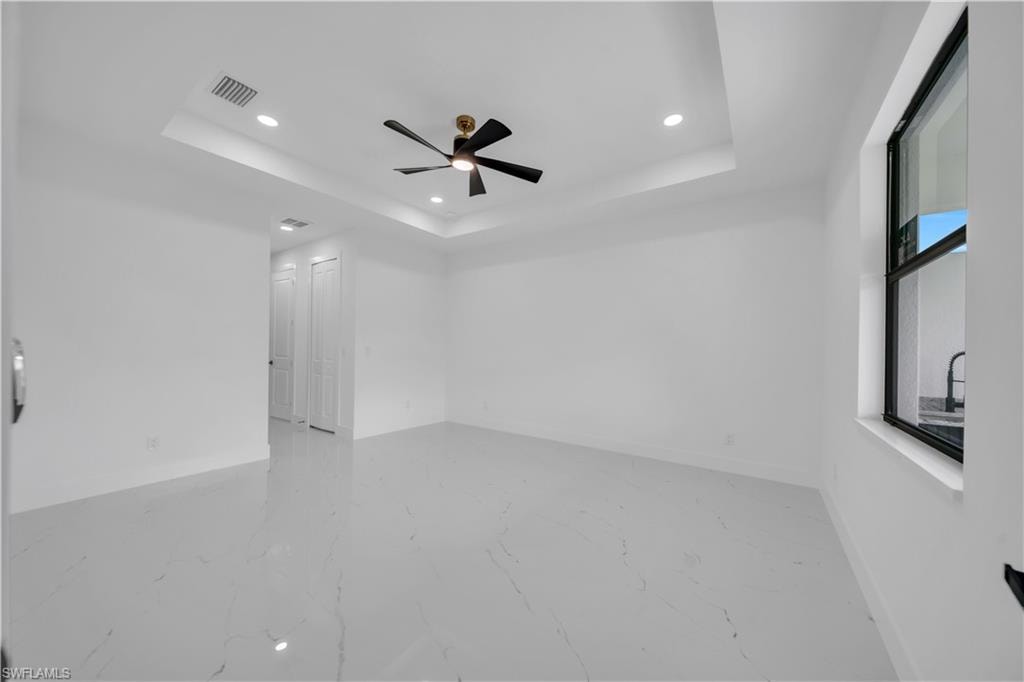 4629 Dora AVE N photo 14