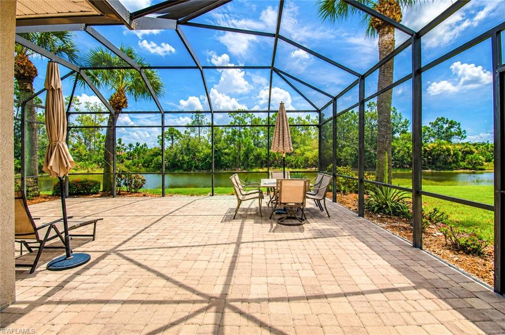 Large extended lanai